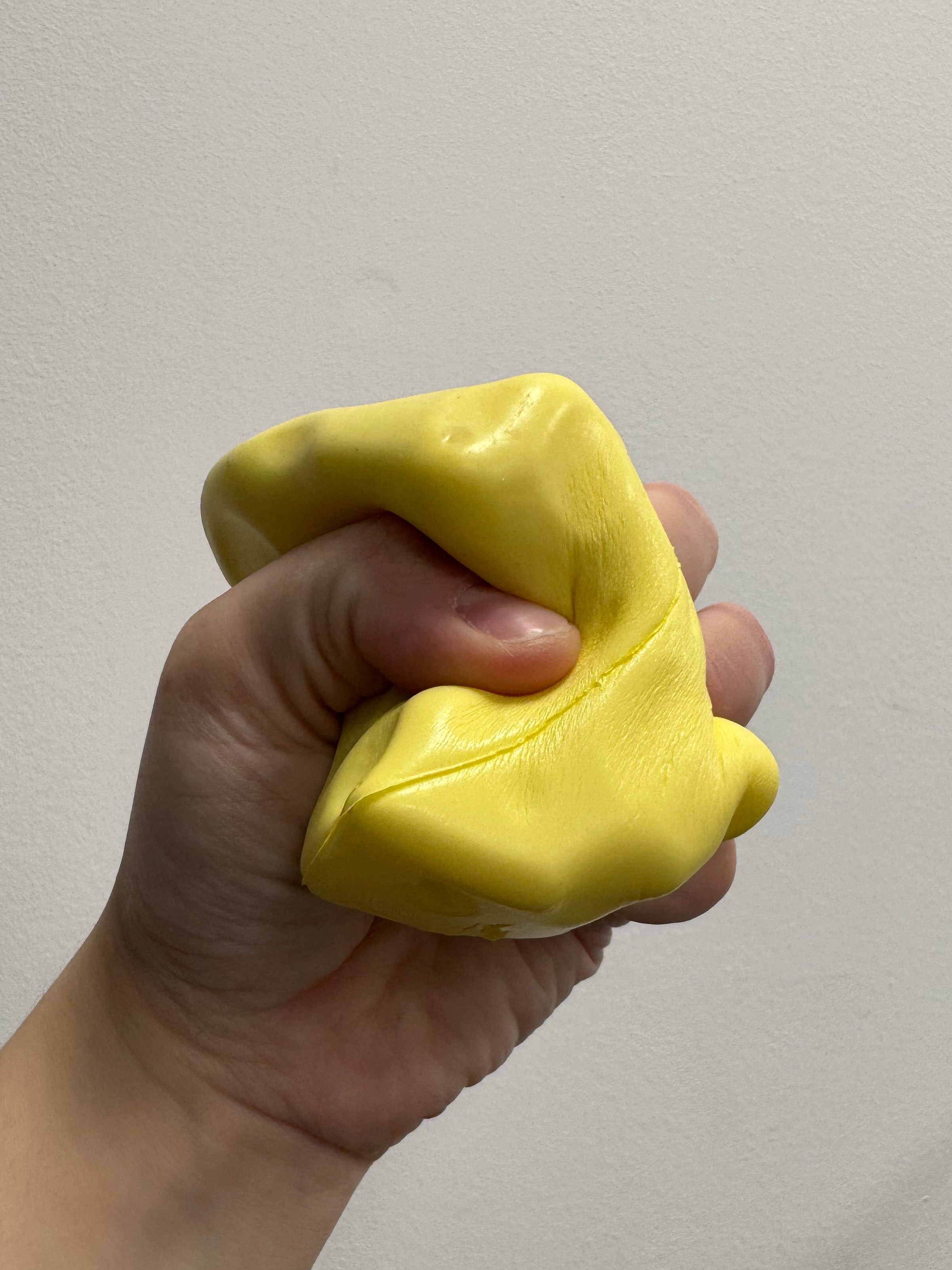 Slow Rise Squeezy Cheese Large